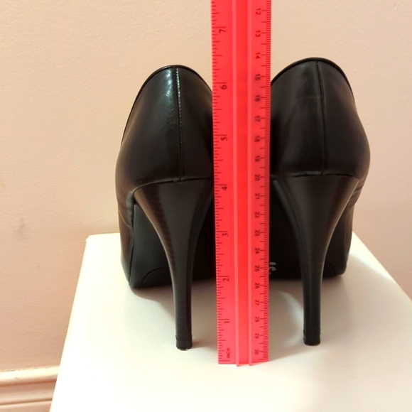 Steve Madden peep toe pumps - Picture 3 of 5